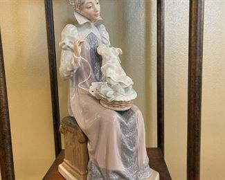 LLADRO Figurines