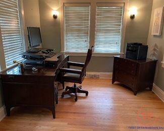 HOOKER Office Furniture