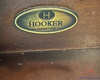 HOOKER Office Desk