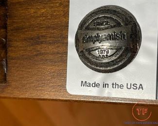 SIMPLY AMISH Maryan Arm Desk Chair