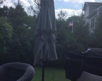 Free standing umbrella.