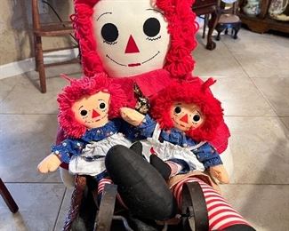 Extensive Raggedy Ann & Andy collection 
