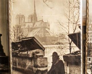 This postcard set features vintage France land- and city-scapes. Most postcards are in standard frame sizes - ready to be added to any decor. 