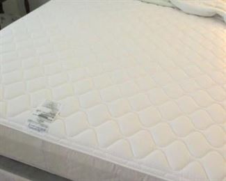 Very nice mattress set