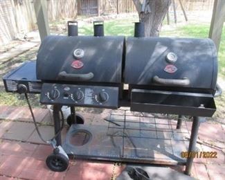 Combo Chargrille Smoker and Grill - Sweet-!