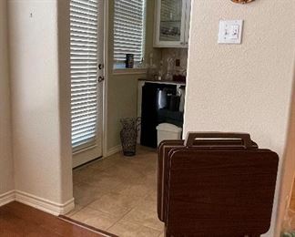 Mid Century TV Tray Set