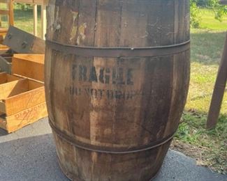 Wooden barrel 