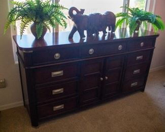 Nautica Decorative dresser