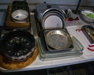 Various baking/cooking utensils