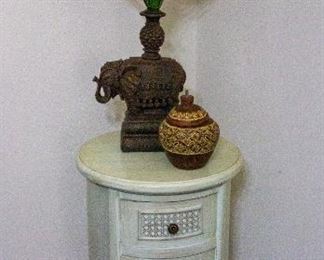 Stand with decorative elephant lamp