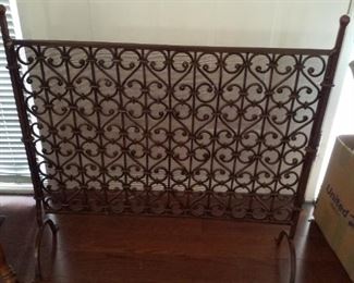 Fireplace screen