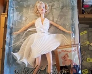 Marilyn Monroe barbie