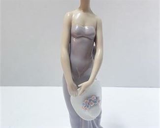 Lladro Bridesmaid Figurine