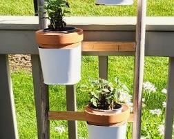 Plant stand