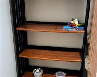 Shelving unit