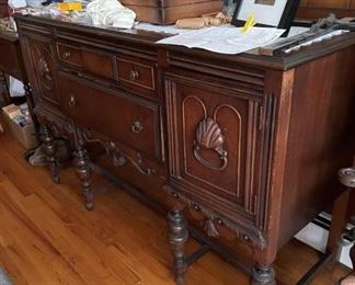 Depression Dining Set