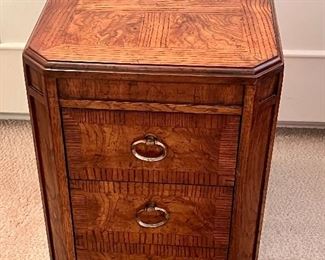 Lovely Vintage Three Drawer Accent Table by Heritage in good condition with a beautiful finish. Measures 14.5" x 20" x 22" 