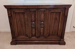 Vintage Drexel Buffet. There are some light scratches on the top, but in overall great condition. Measures 42.5” wide, 18” deep and 31” high