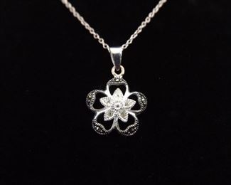 .925 Sterling Silver Art Nouveau Fleurette Pendant Necklace
