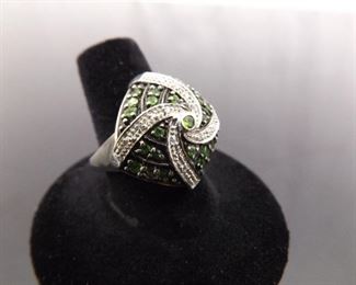 .925 Sterling Silver Emerald Crystal Swirl Ring Size 8
