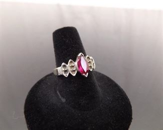 .925 Sterling Silver Art Nouveau Pink Sapphire Crystal Ring Size 7.75
