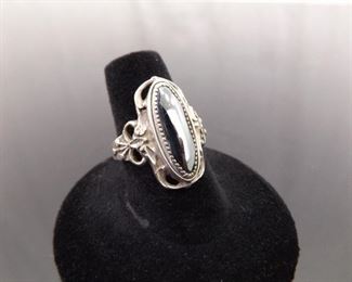 .925 Sterling Silver Hematite Cabochon Ring Size 7
