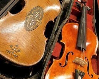 Antique fiddle 