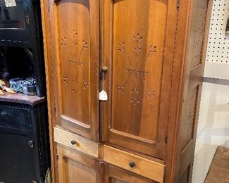 Antique armoire/dresser 19th Century 