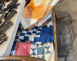 Antique Quilts and Linens 