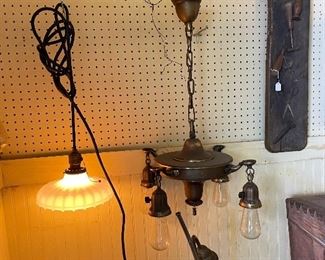 Antique light fixtures(all working)