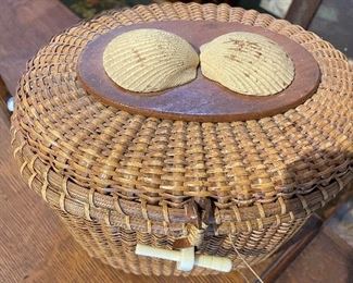 Nantucket basket purse