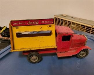 1930's Metalcraft Coca-Cola Delivery Truck  