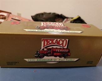 vintage toys Marx Wyandotte and others 