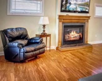 leather lounge chair