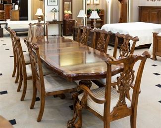 Formal Dining Table/8 chairs