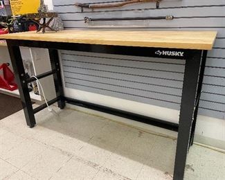 Husky 6' work bench like new.