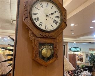 Vintage New Haven Clock Co. regulator.