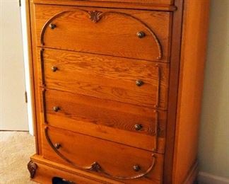 Bakers Furniture Solid Oak 5 Drawer Chest Of Drawers, 52" x 38" x 19