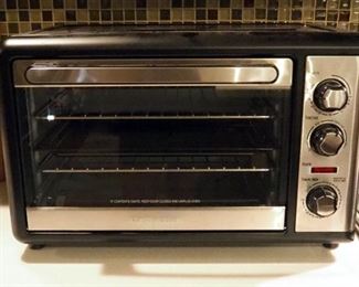 Hamilton Beach Toaster Oven, Model 31108, 13.5" x 21" x 15"
