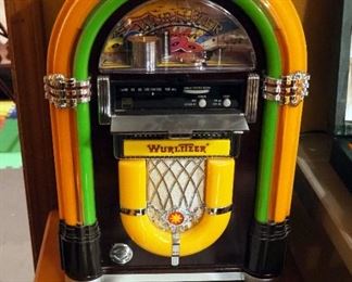 Wurlitzer Mini Bubbler Tabletop Jukebox, Model# WR-18, FM CD Player With Remote