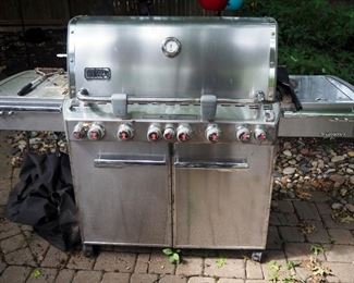 Weber Summit Sear Station 6 Burner Propane Grill With Cover