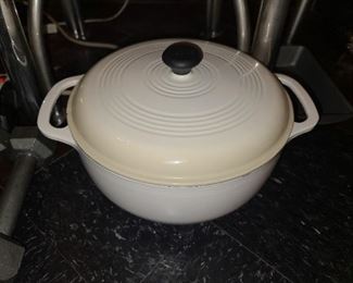 Cast Iron Dutch Oven
