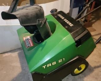 John Deere Snowblower "TRS 21"