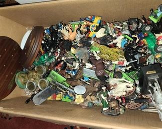 Metal Soldiers & Figures