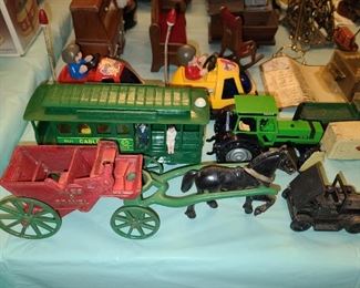 Cast Iron Horse W/ Buggy