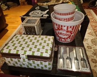 Ceramic Popcorn Bucket Set