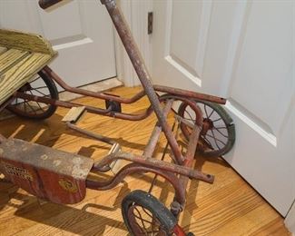 Antique Gym-Dandy Surrey Art Linkletter Cast Iron Pony Pull Cart Toy