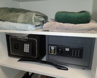 Towels & Safes