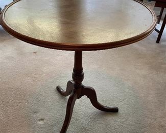 Mahogany Oval TiltTop Accent Table