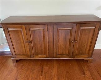 Mid Century Italian Provincial Style Sideboard Buffet Console